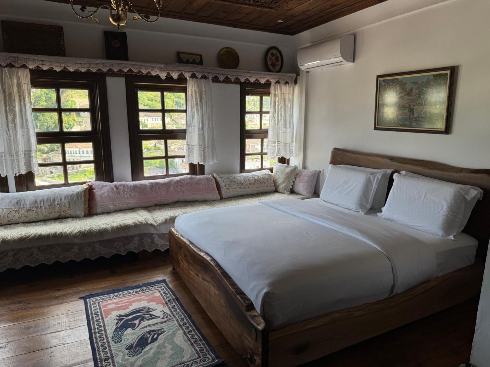 Hotel Ansel Berat Kültér fotó