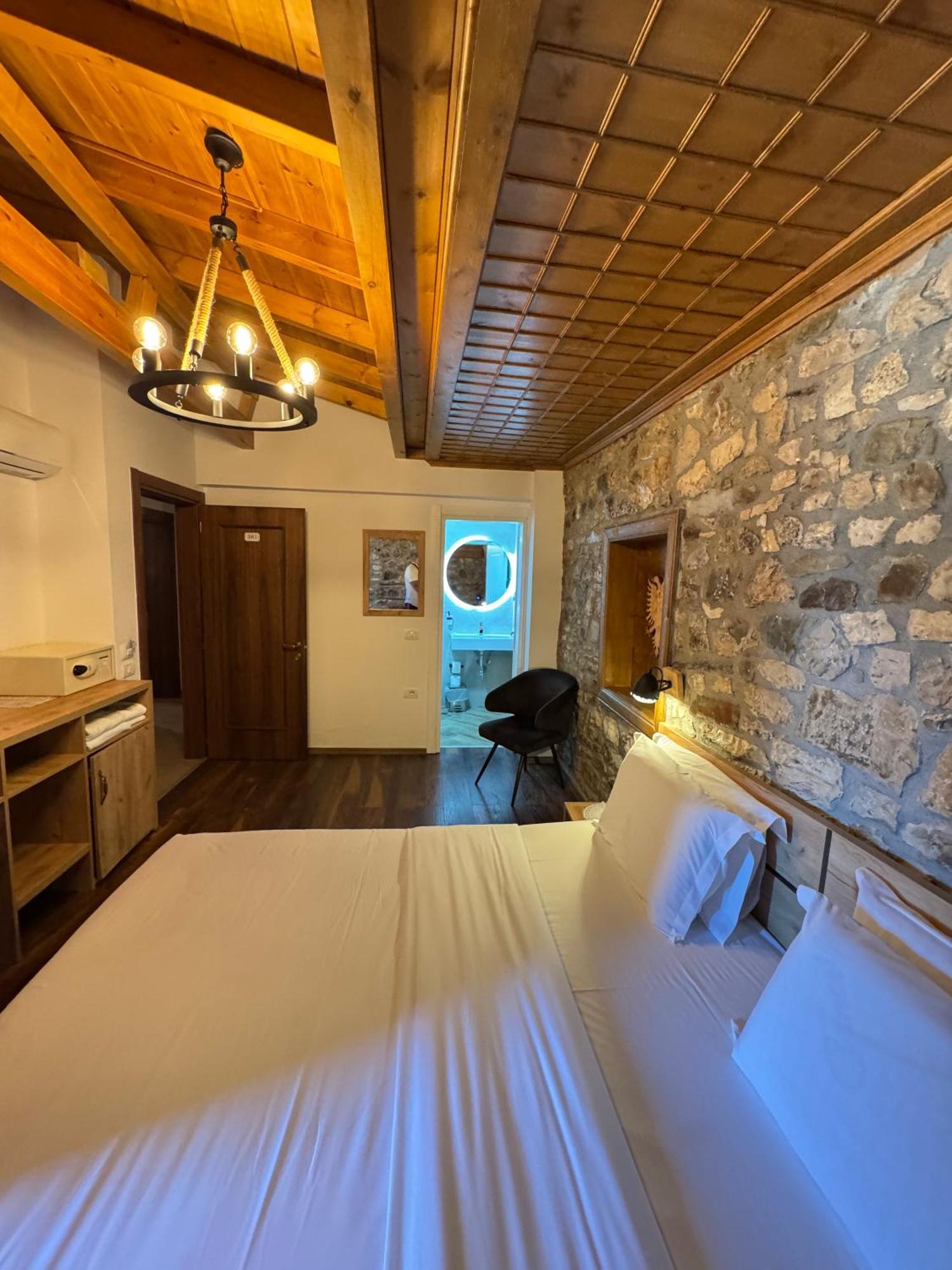 Hotel Ansel Berat Kültér fotó